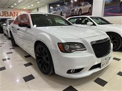 کرایسلەر 300